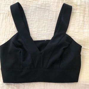 Fitted Black Crop